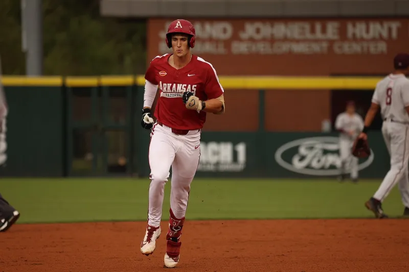 Arkansas baseball sweeps exhibition doubleheader over Little Rock