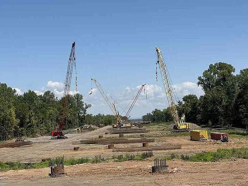 U.S transportation secretary to tour River Valley infrastructure projects, Northwest Arkansas National Airport