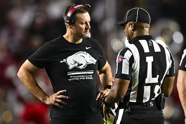 Grading Arkansas football's 34-7 loss at Texas A&M