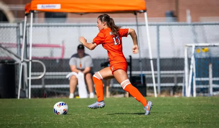 Women's Soccer Held to Draw by Dallas