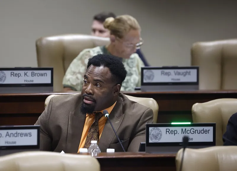 Legislative panel recommends 2.51% bump in per-student school funding