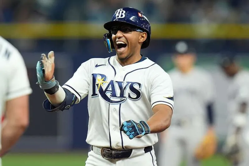 Small-ball Rays beat the sloppy Yankees 5-2 for a 2-0 lead in American League division series