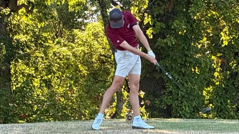 Reddies Finish Sixteenth at Skip Wagnon Invitational