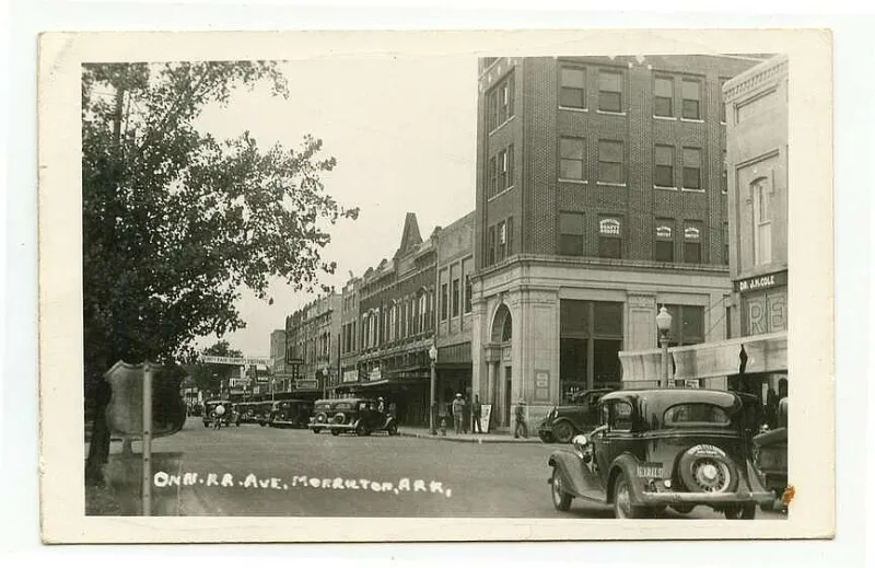 Arkansas Postcard Past: Morrilton, circa 1935