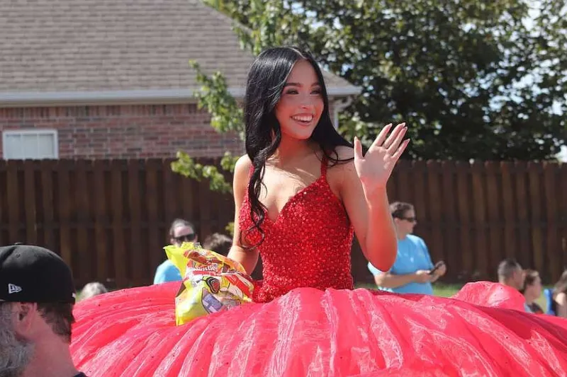 Farmington High celebrates 100 years with Homecoming Parade
