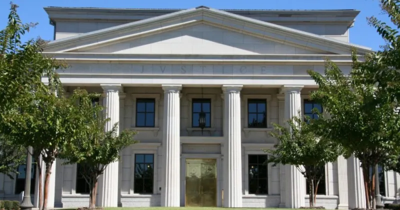 Arkansas Court of Appeals strikes down portion of state whistleblower law
