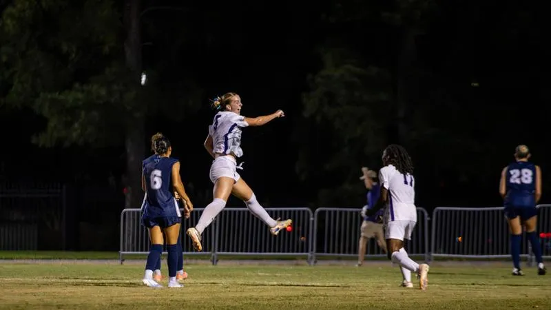 Women's Soccer Continues Road Trip at EKU