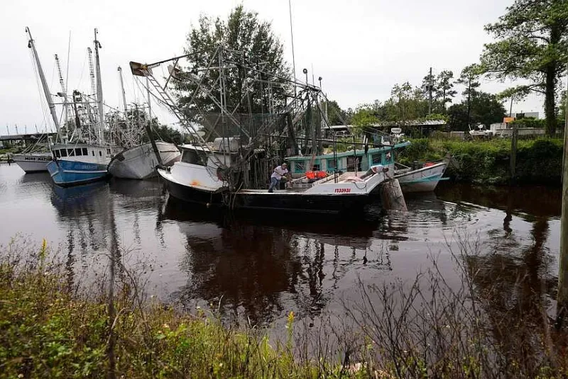 Gulf Coast gears up for hurricane