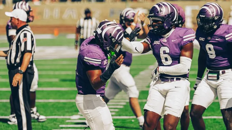 OUACHITA DELIVERS FOR HOMECOMING CROWD