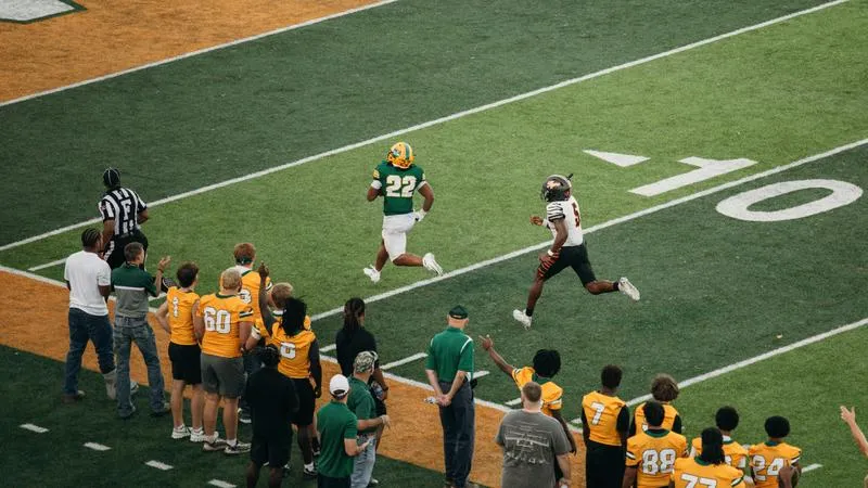 Homecoming Heartbreak; Wonder Boys roar back in second half, fall late to East Central
