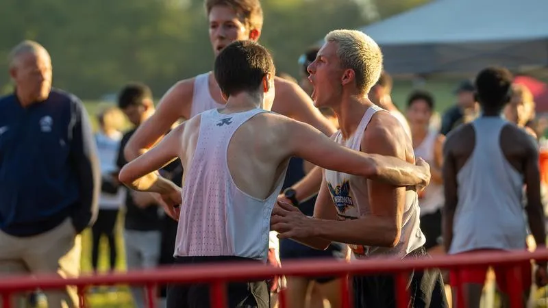 Golden Eagles Win Home Invitational with Second-Fastest 8K Team Time