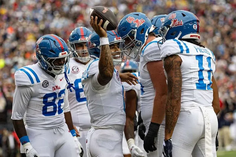 No. 9 Ole Miss routs Vanderbilt 52-17 behind 4 combined TDs from Trinidad Chambliss