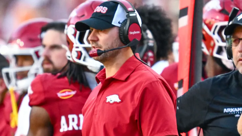 Razorbacks coach Ryan Silverfield on handling end of Vols' game