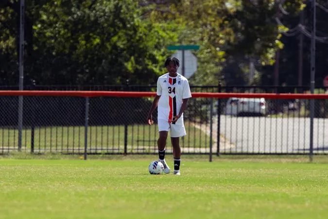 Dubose's Second-Half Goal Lifts Hendrix Over Austin College