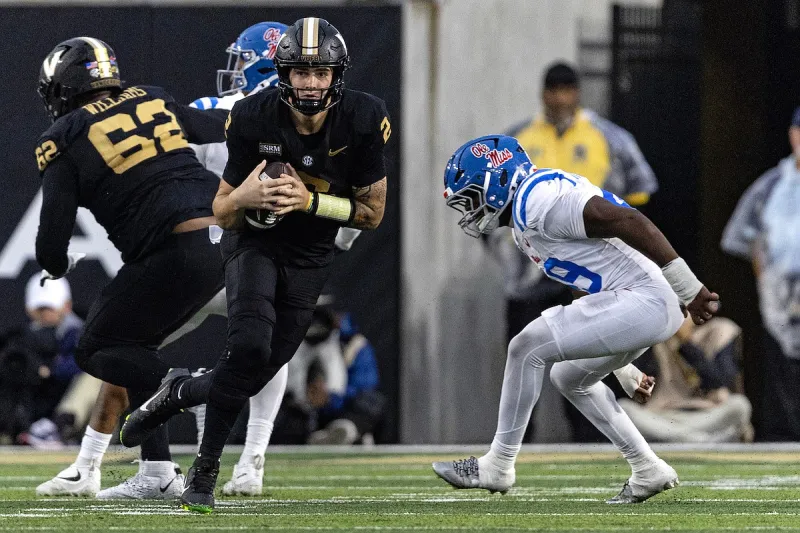SEC football efficiency rankings through Week 6: Arkansas-Vanderbilt matchup pits teams at the bottom