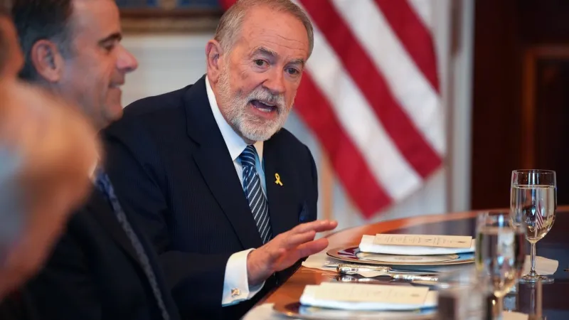 Mike Huckabee adviser allegedly suppressed, altered reports critical of Israel: report
