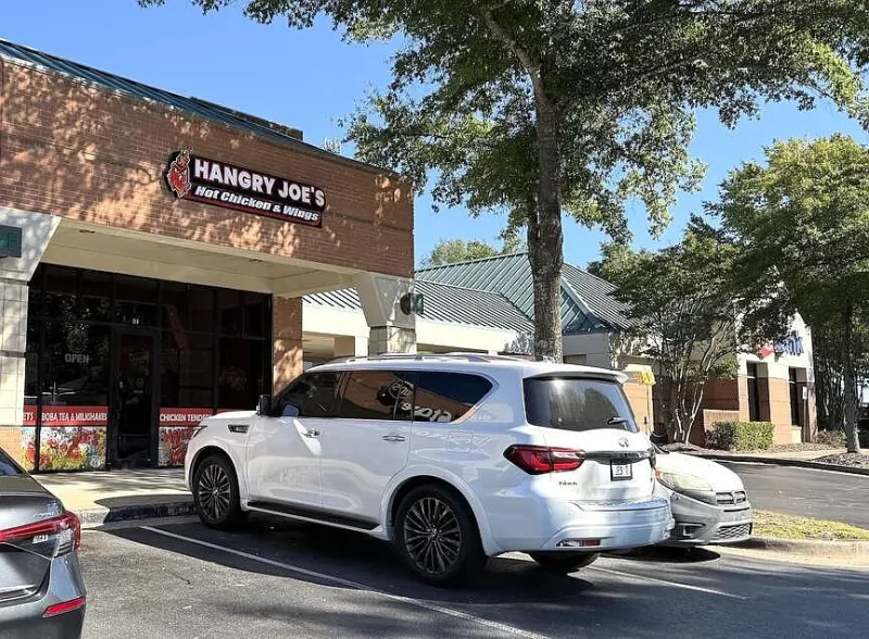 Hangry Joe's opens Friday on Chenal Parkway; Southern Heaux moving from Maumelle to Hillcrest