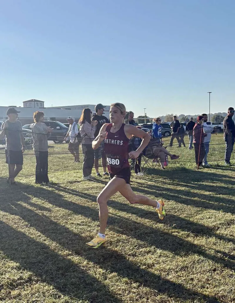 Siloam Springs runner Vandyke breaks 19 minutes at Springdale Schools Invitational