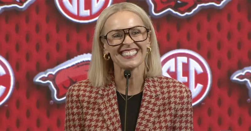 Razorback women's coach Kelsi Musick previews upcoming season