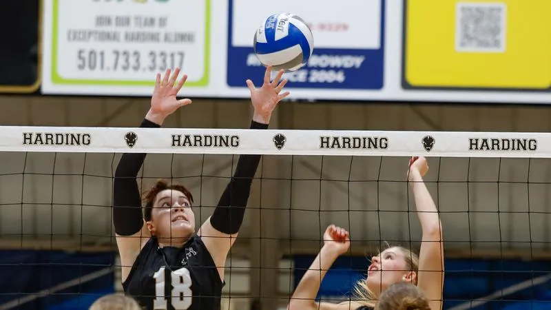 Harding Volleyball Fires High-Powered Attack in Four-Set Win Over ECU