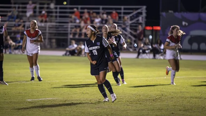 Bears Blank Govs in Home UAC Win