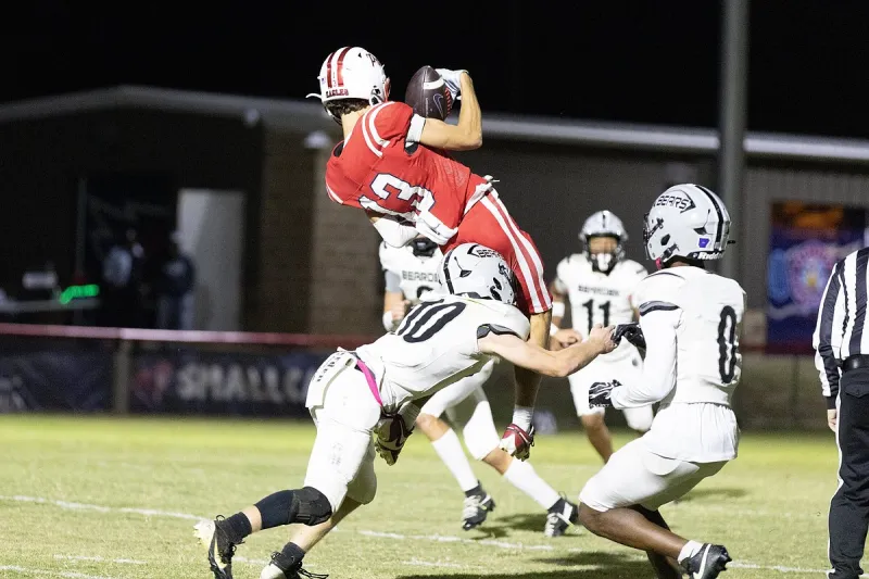 Aaron Fielder stays on field for Baptist Prep