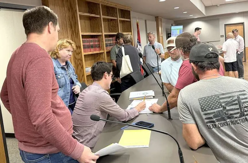 Pea Ridge developer wants variances on collector street