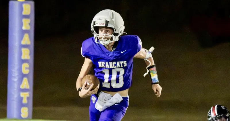 Booneville QB helping lead undefeated Bearcats, pushing for another state title