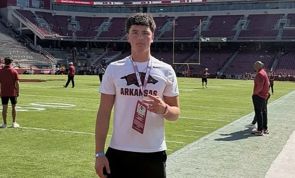 Two football targets enjoy Arkansas-Tennessee game experience