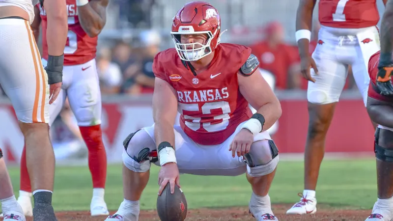 Kash Courtney earns SEC Offensive Lineman of Week after Vandy win