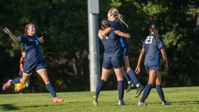 Six-Point First Half Sends Jones to First SAC Offensive Honor