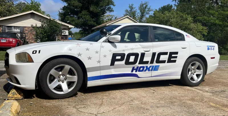 Hoxie Police Receive Nearly $10,000 Donation for Body Cameras, Radios