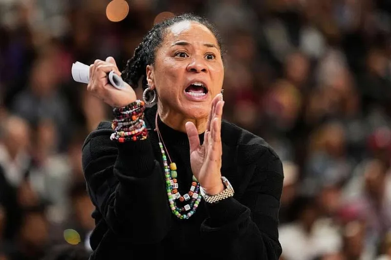 So. Carolina No. 1 in women's top 25