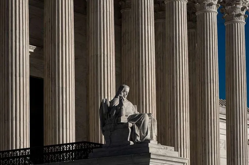 Justices to hear school admissions case