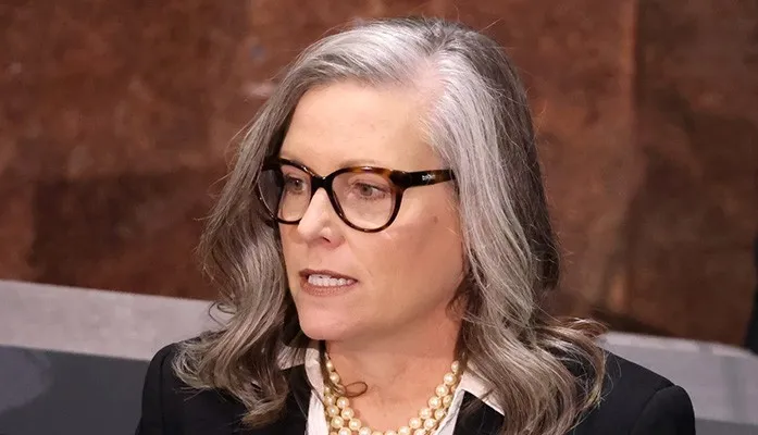 Embattled Hobbs Reaches Budget Agreement With Republicans