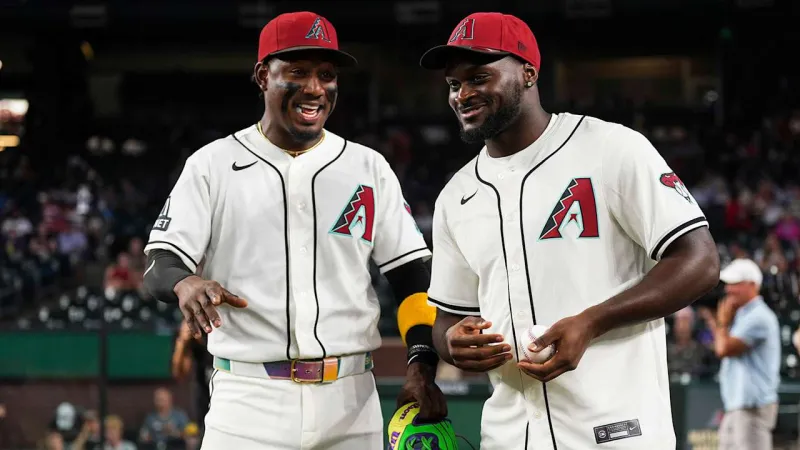 Jeremiyah Love Tosses First Pitch As Rookies Attend Diamondbacks Game