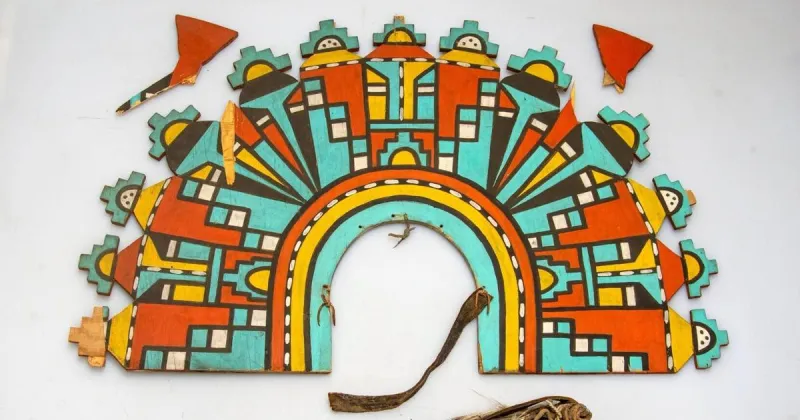 Grand Canyon seeks identity of visitor who damaged Hopi headpiece