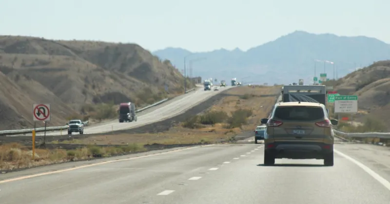 Havasu Tip List | What are the grooves on Interstate 40's freshly paved asphalt?