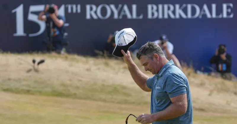 Ryan Fox matches major championship record with a 62 in the British Open