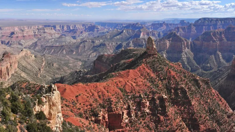 83-year-old hiker rescued after 24 hours missing in Grand Canyon