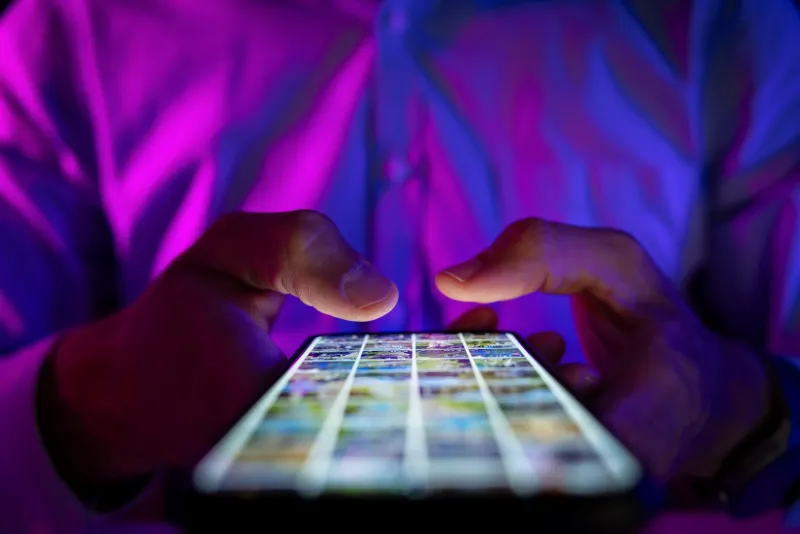 Raised Online: How Social Media and Digital Communities are Reshaping Addiction and Recovery
