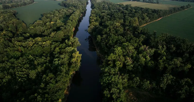 An Indiana pastor became an Illinois oilman. Spills and pollution followed.