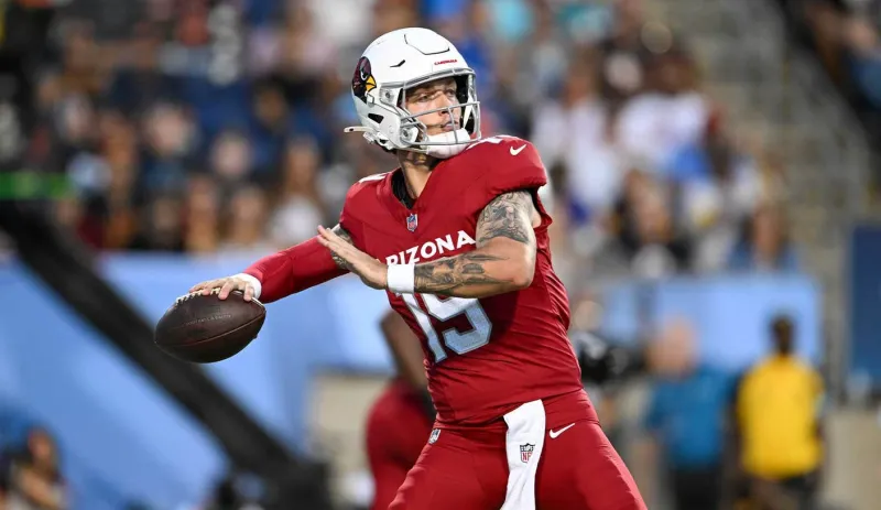 Carson Beck, Haynes King Take Center Stage In Hall Of Fame Game