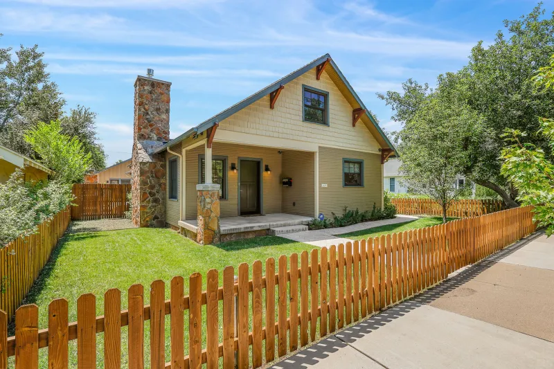 Flagstaff Raises Fee, Rules for Short-Term Rentals