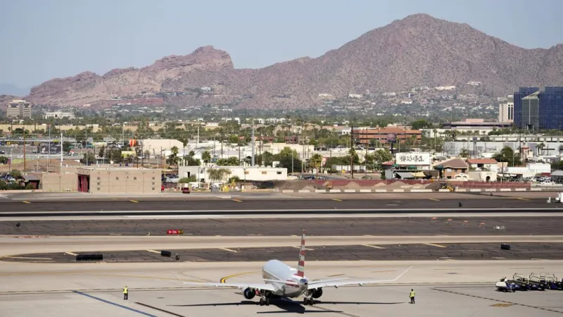 Phoenix lands new seasonal flight to Oaxaca for Day of the Dead