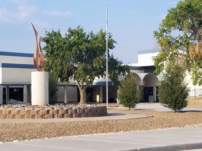 Safford HS staff, Safford PD prevent person with weapon from entering school
