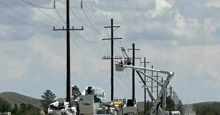 Power restored after four-day Willcox outage, 61 poles rebuilt