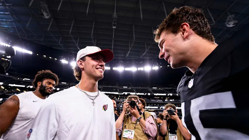 Carson Beck Still Healing, And 'An Ankle" For Jeremiyah Love