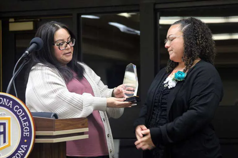 Noms open for Graham, Greenlee Small Business Women of the Year