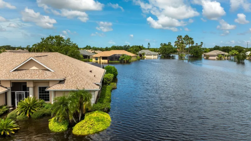 Floods don't respect state borders - should flood insurance?